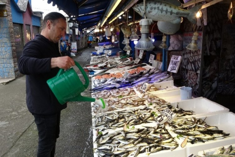 Balık tezgahlarında 'korona' sessizliği