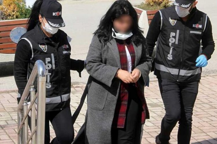 Sahte hakim yakalandı, adliyeye sevk edildi