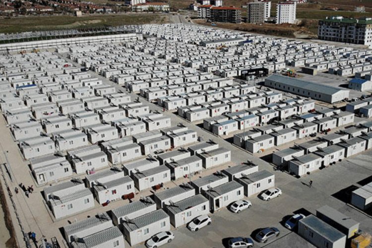 Elazığ'da 4 bin 613 kişi konteyner evlerde yaşamaya başladı