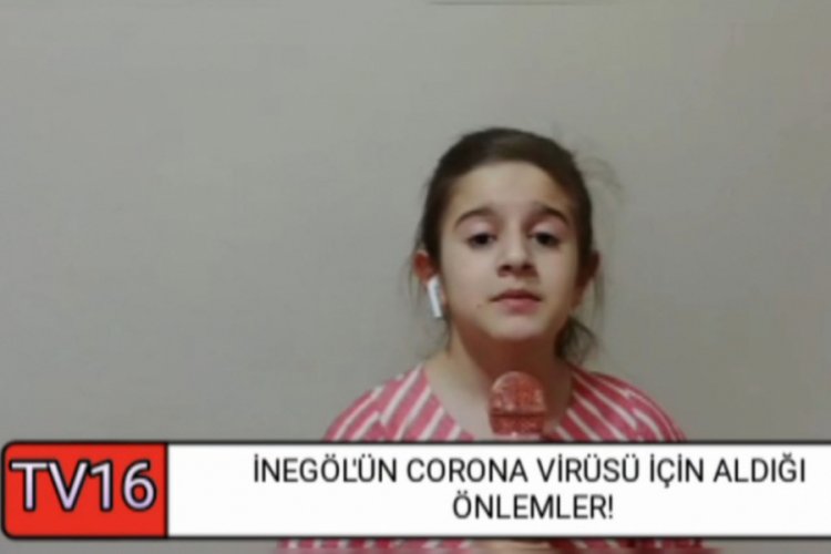 Haber spiker olmak isteyen Bursalı Betül'ün videoları ilgi görüyor