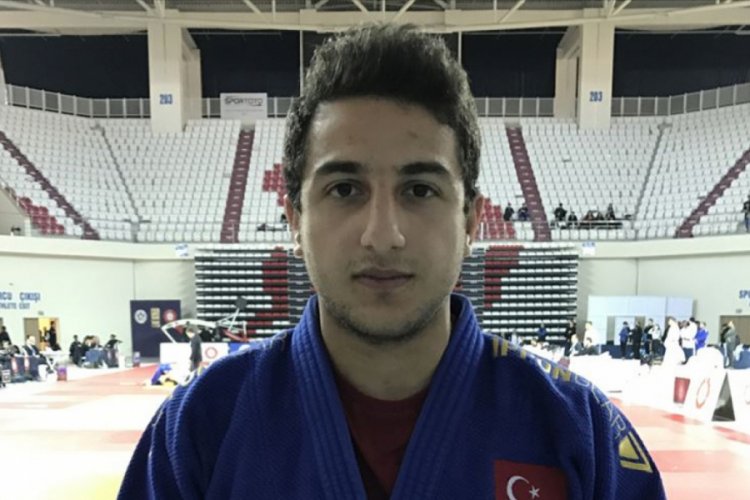 Çiloğlu: Olimpiyat madalyası hedefimi 2021'e ertelemiş bulunuyorum
