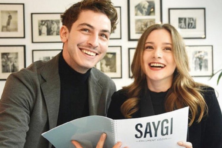 Boran Kuzum ve Miray Daner'in dizisine coronavirüs engeli