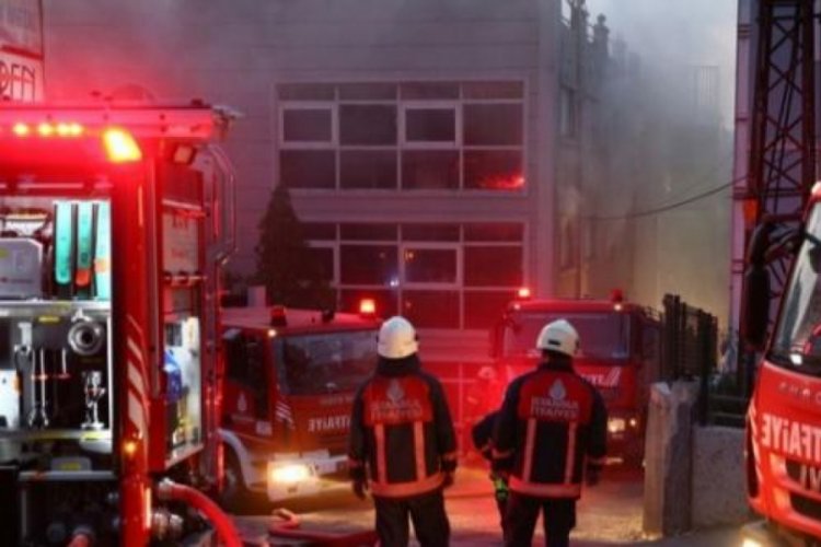 Manisa'da bir iş yerinde yangın çıktı