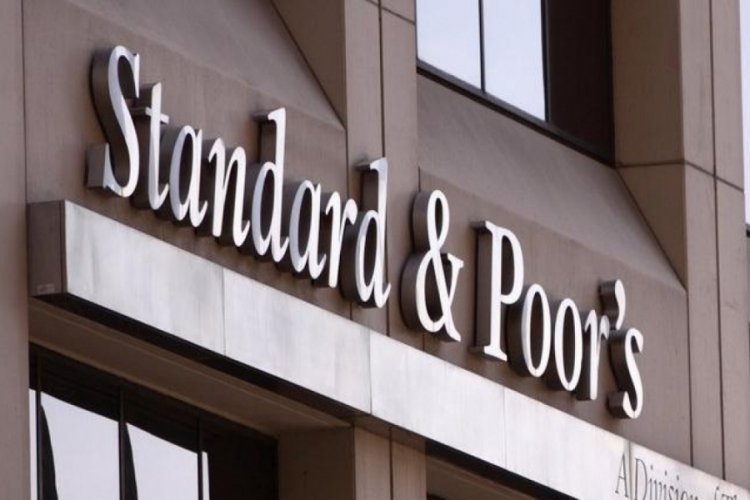 S&P'den resesyon uyarısı