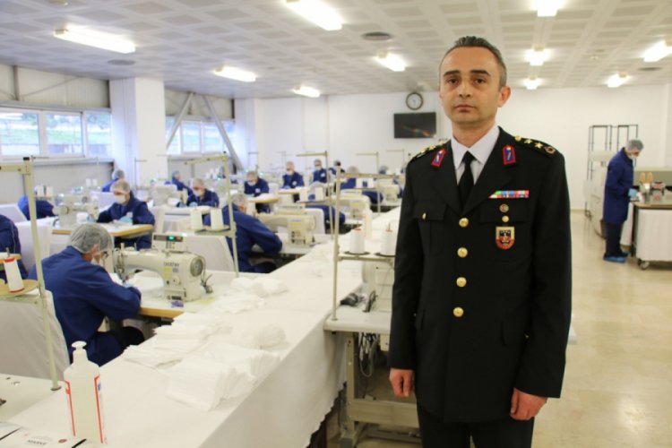 Jandarmadan günde 100 bin maske üretimi
