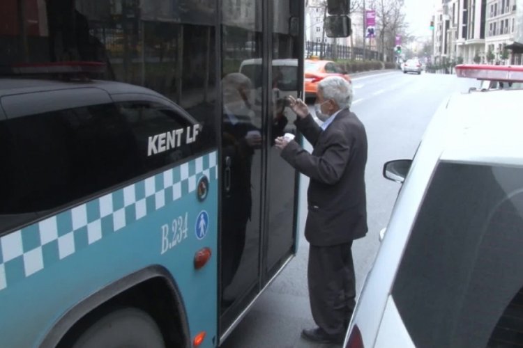 Yaşlı adamın otobüs şoförleriyle imtihanı