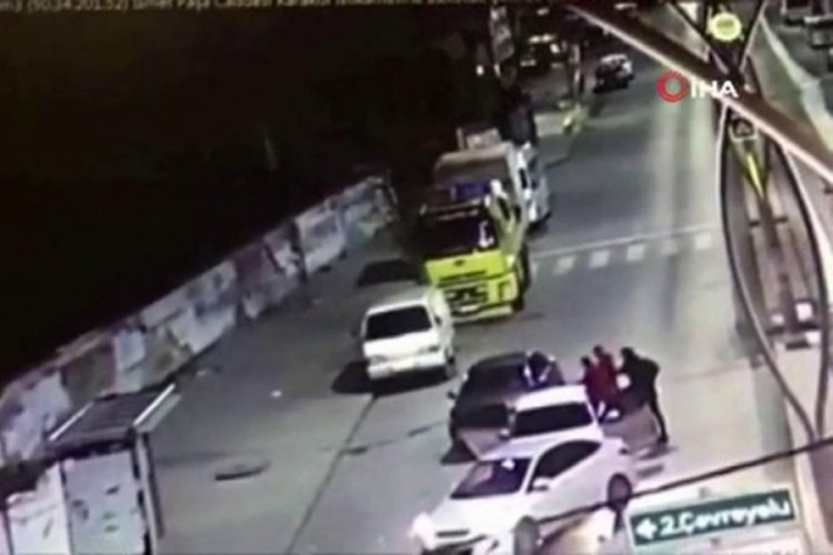 Şüphe üzerine durdurulan araçtan böyle kaçtılar