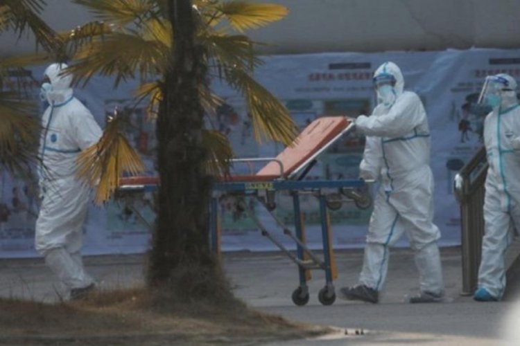 Moskovalılara evde kalma zorunluluğu getiriliyor