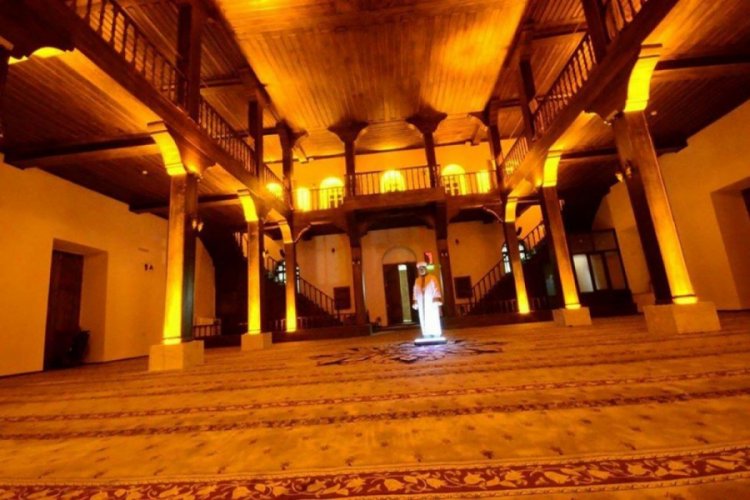 Bursa'da camide cemaat olmayınca sosyal medyadan vedalaştı