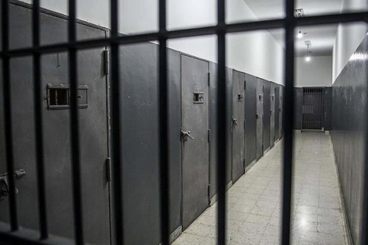 İsrail'de cezaevlerinde Kovid-19 tehlikesi baş gösterdi