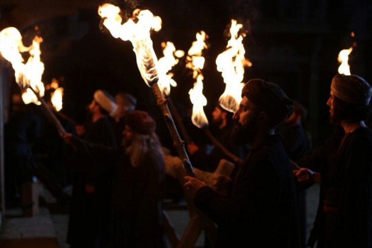Alef'in dünyası nasıl yaratıldı?