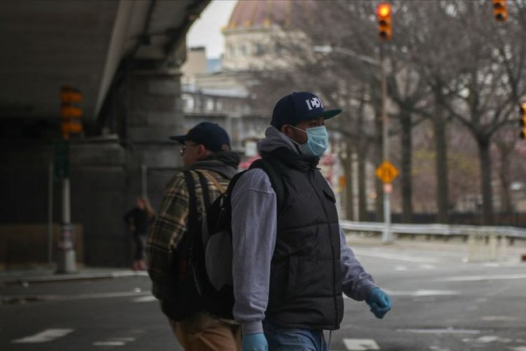 New Yorklulara dışarı çıkarken Kovid-19'a karşı 'yüzünüzü kapatın' çağrısı