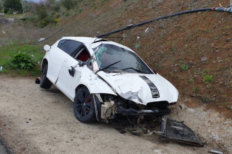 Bursa'da yola savrularak can verdi!