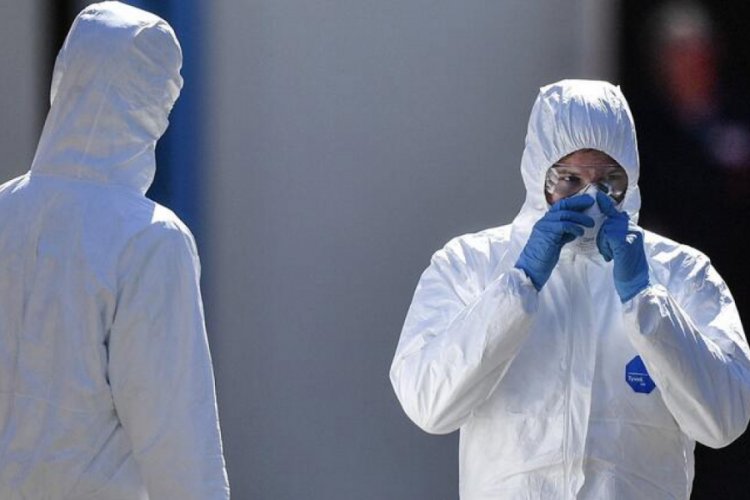 Cezayir Çin'den sipariş ettiği tıbbi maskelerin ilk bölümünü teslim aldı