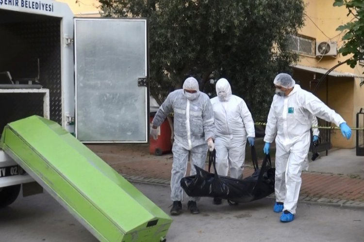 Arkadaşını ziyarete gittiği evde öldü