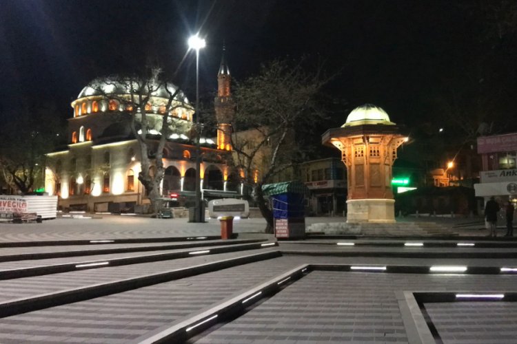 Bursa'da camiler kandilde boş kaldı