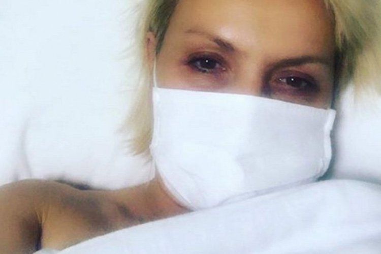 Seda Akgül hastane odasından paylaştı