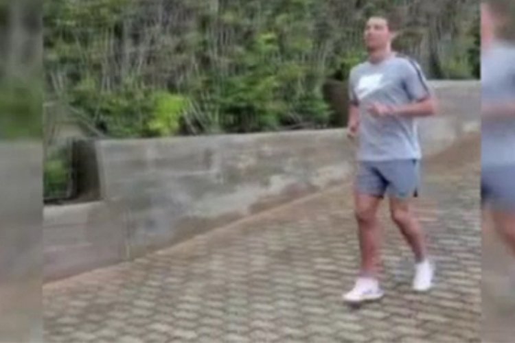 Ronaldo, sevgilisi ile antrenmanlarını sürdürüyor