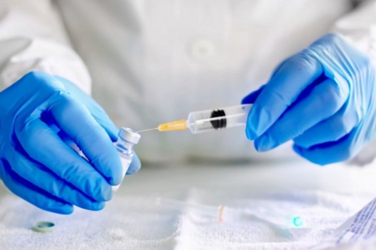 Prof. Dr. Ovalı'dan heyecanlandıran aşı paylaşımı