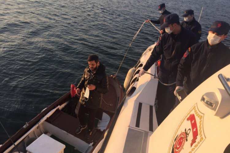Bursa'da denize açılan amatör balıkçılara ceza yağdı