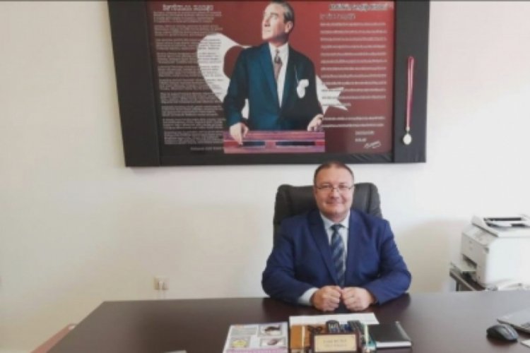 Ortaokul müdürü korona virüsten hayatını kaybetti