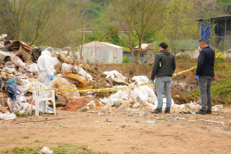 Hafriyat sahasında, çuval içinde ceset bulundu