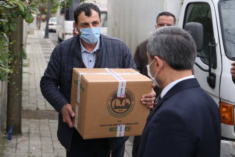 Bursa Vakıflar Bölge Müdürlüğü'nden ihtiyaç sahilerine yardım
