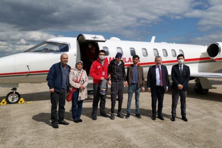 Hollanda'da tedavisine biten hasta, ambulans uçakla Türkiye'ye getirildi