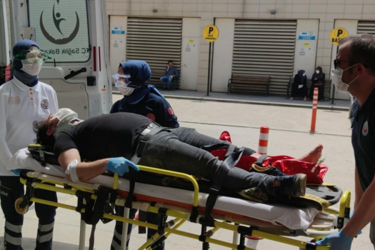 Bursa'da dün satın aldığı motosikletiyle kaza yaptı, bacağı kırıldı