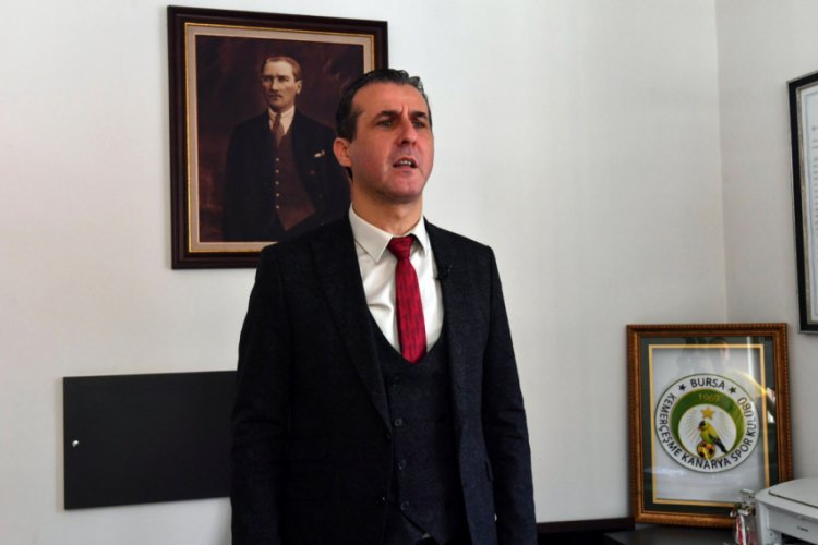 Bursa'da Osmangazili muhtarlardan gençlere özel kutlama