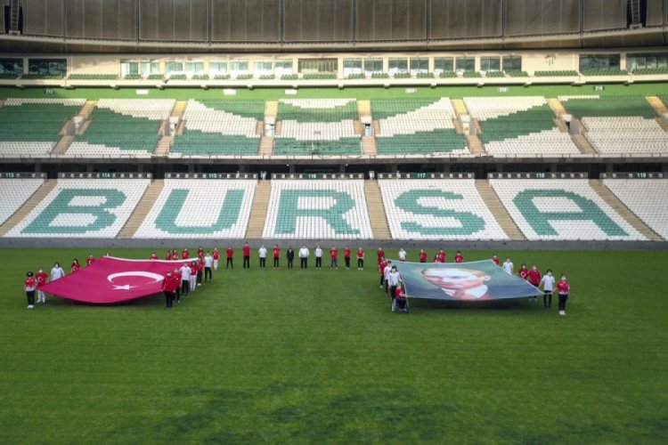 Bursa Büyükşehir Belediye Stadyumu'nda bayram coşkusu!