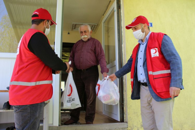 9 çocuğu ölen baba, 3 engelli çocuğuna bakıyor