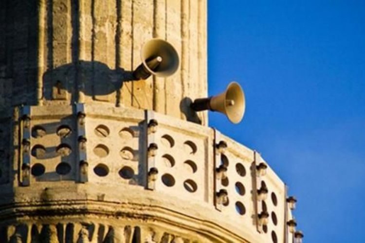 İzmir'de cami hoparlörlerinden 'Çav Bella' çalındı