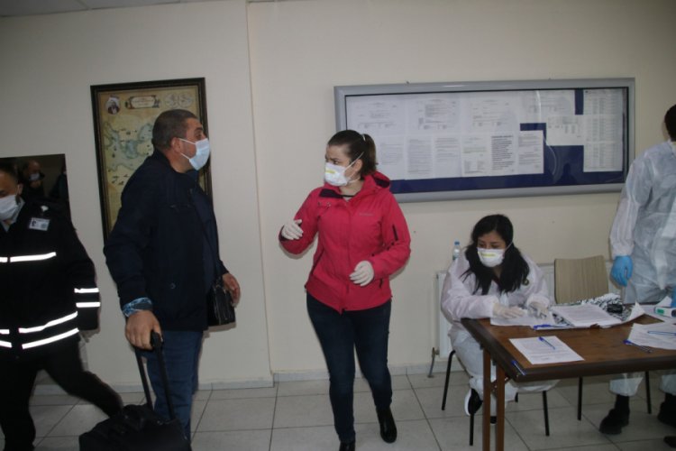 Düzce'de karantina süreleri dolan 86 kişi evlerine gönderildi