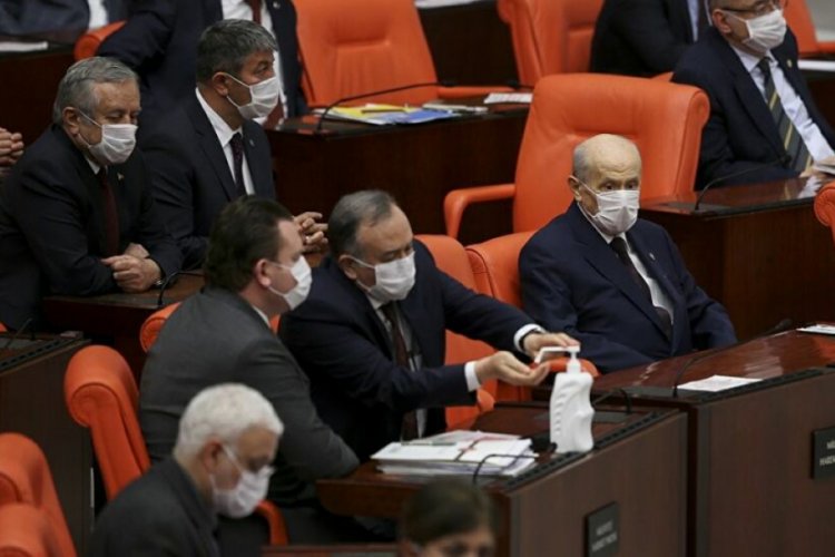 AK Parti'den Bahçeli'ye: Vekil transferiyle ilgili bir hazırlığımız yok
