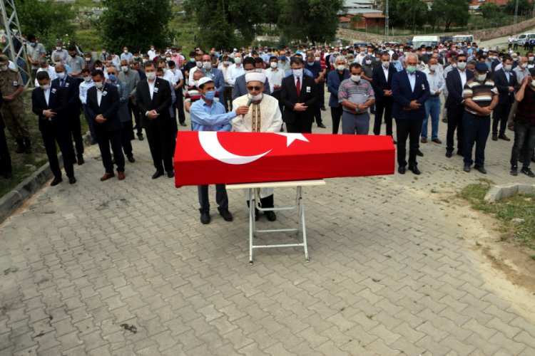 Kaza kurşunuyla ölen uzman çavuş toprağa verildi