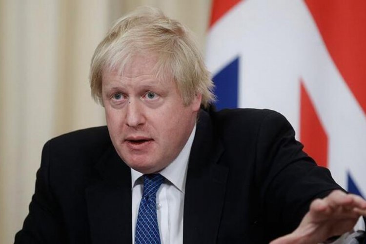 Johnson'ın danışmanı karantina kurallarını ihlal etti