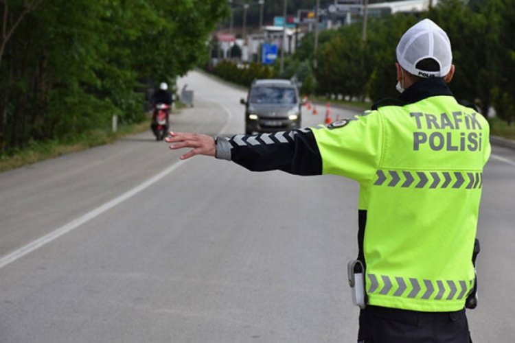'Sahte seyahat belgesi' denemesinin sonu kötü bitti