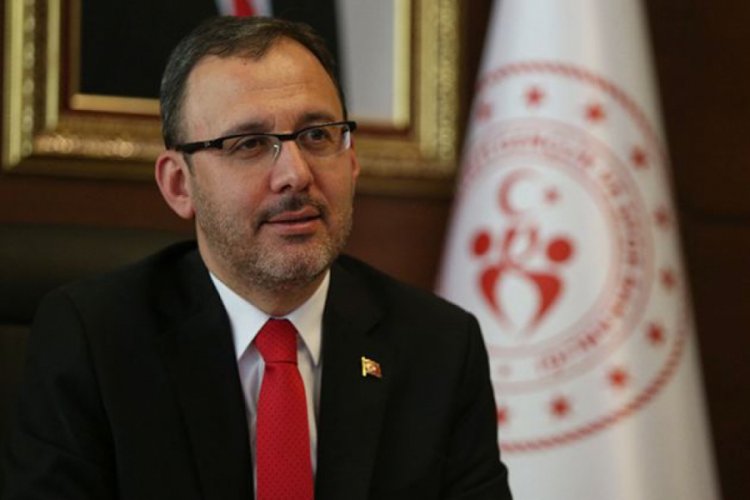 Bakan Kasapoğlu'ndan 1000 kişiye milli takım forması