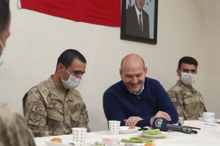 Cumhurbaşkanı Erdoğan, İkiyaka Dağları'ndaki askerlerin bayramını kutladı