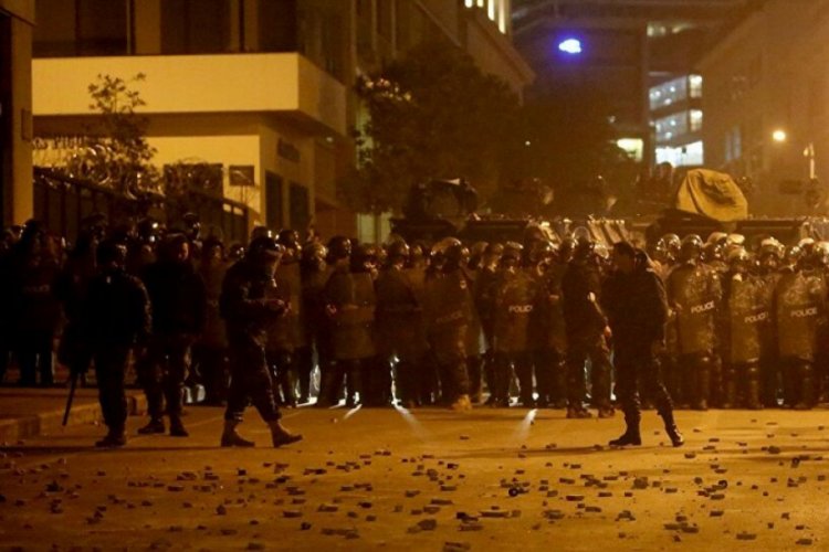 Lübnan'da protestolar sürüyor
