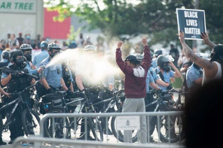Floyd'un polis şiddetiyle öldüğü Minnesota'da ''acil durum'' ilan edildi