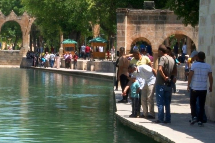 Balıklıgöl'e ilk yerli turistler gelmeye başladı