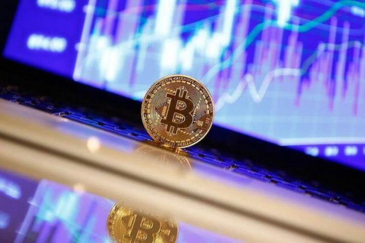 Bitcoin yüksek taleple yeniden 10 bin doları aştı