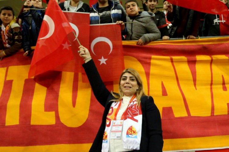 Berna Gözbaşı: Mensah ve Emre için teklif almadık