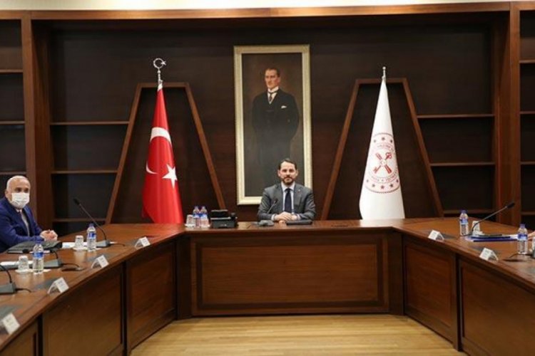 Albayrak, banka müdürleri ile bir araya geldi