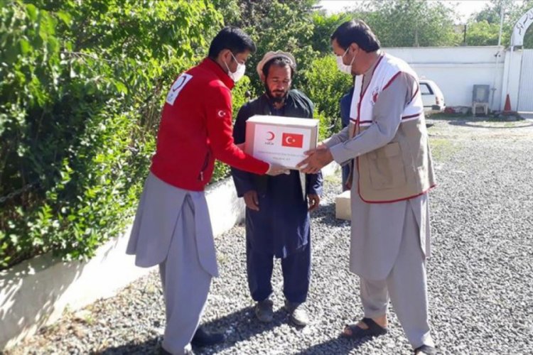 Türk Kızılaydan Afganistan'a hijyen seti desteği