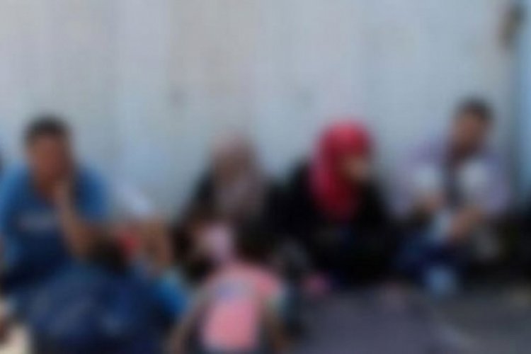 Akdeniz'de 194 düzensiz göçmeni yakaladı