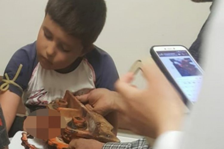 Denizli'de makineye eli sıkışan çocuğun imdadına itfaiye yetişti
