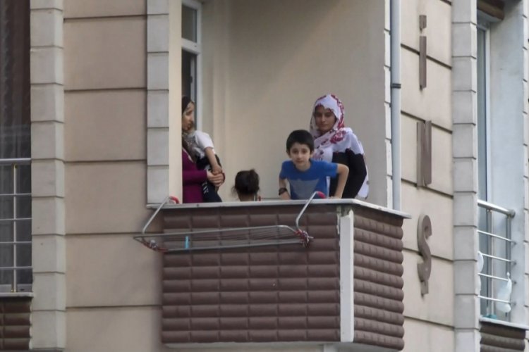 Cezaevinden çıktı; kızı görüşmeyince intihar etti